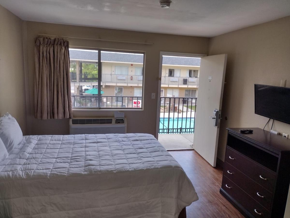 Fairbridge Inn & Suites Richmond Hill Dış mekan fotoğraf
